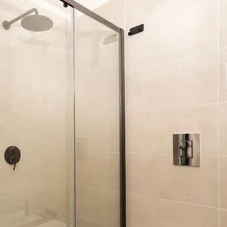 Affittacamere The Grey 4*