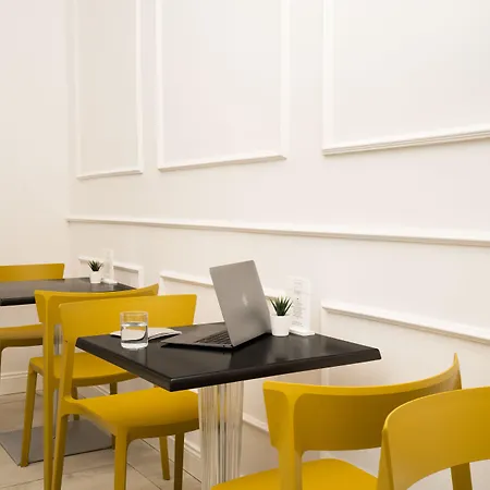 Konukevi The Grey Napoli